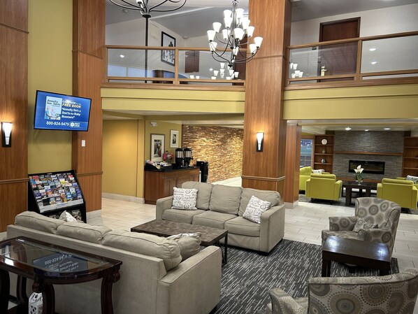 Lobby sitting area - Country Inn & Suites by Radisson, Delta Park North Portland (Portland)