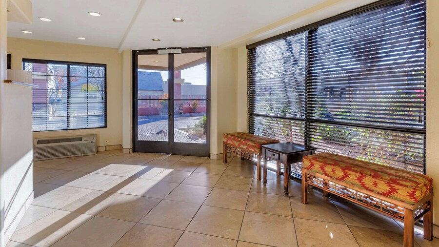 Best Western Desert Inn