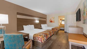 Suite, letti multipli, non fumatori, frigorifero e microonde | Ferro/asse da stiro, lenzuola