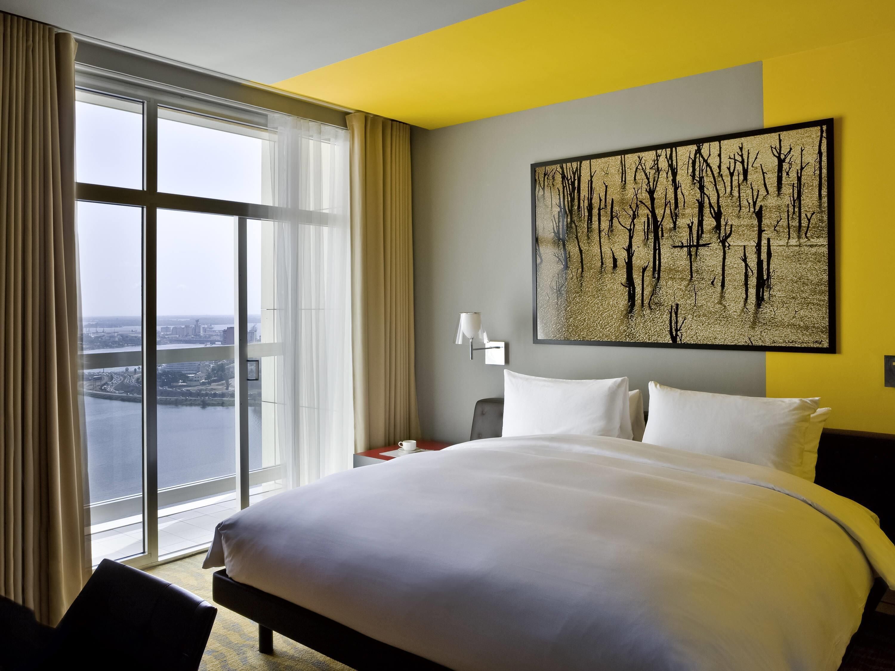 Suite, 1 King Bed, Balcony (Prestige)