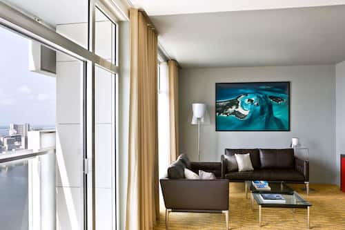 Suite, 2 lits une place, balcon | Draps en coton égyptien, literie de qualité supérieure, surmatelas
