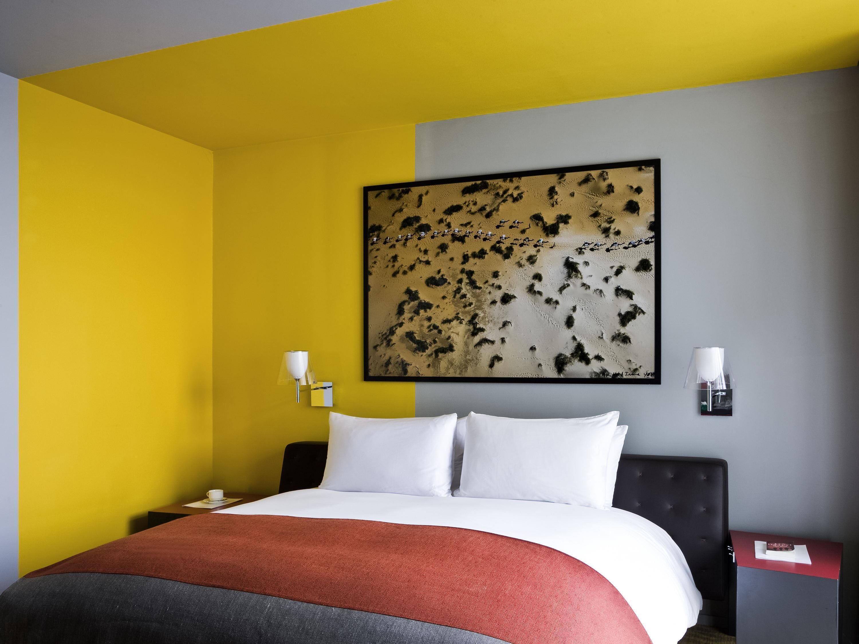 Superior Room, 1 King Bed, Balcony | Egyptian cotton sheets, premium bedding, pillowtop beds, minibar