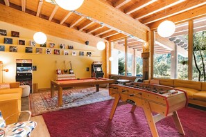 Spielezimmer
