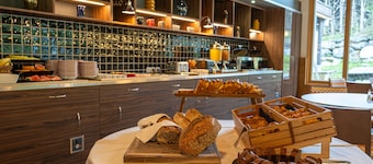 Big Sky Hotel & Spa