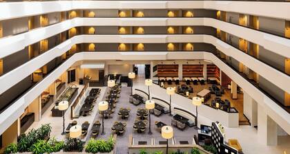 Sheraton West Des Moines Hotel