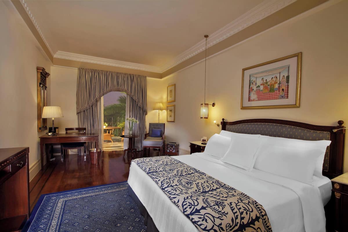 1 bedroom, premium bedding, pillowtop beds, in-room safe