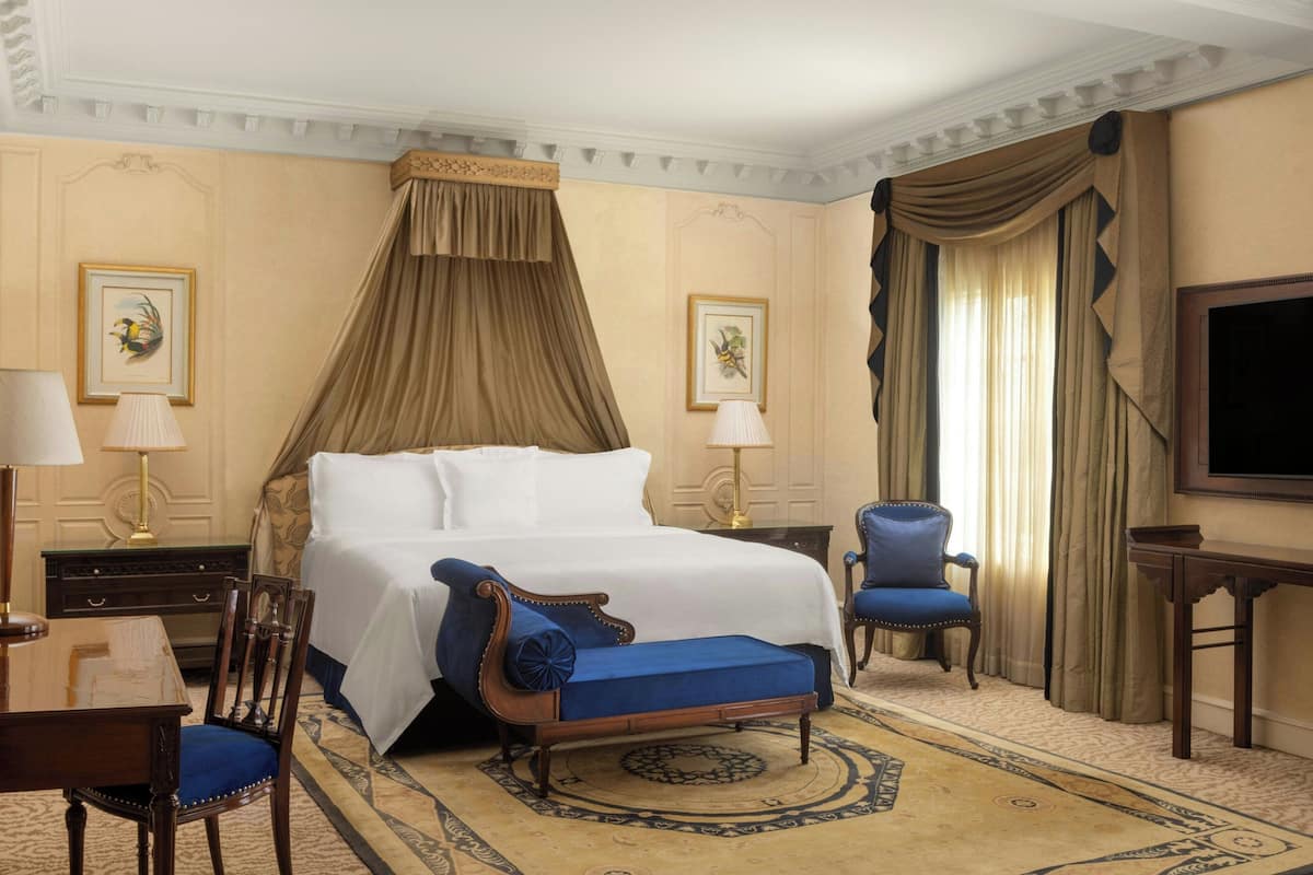 1 bedroom, premium bedding, pillowtop beds, in-room safe