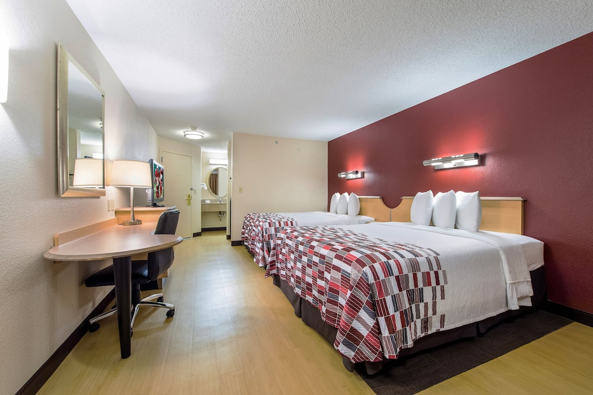 1 bedroom, blackout curtains, iron/ironing board, free WiFi