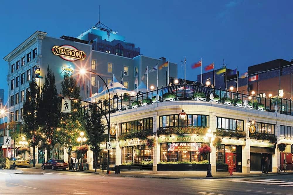 Strathcona Hotel