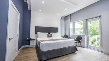 Premier kamer, 1 kingsize bed, balkon, uitzicht op tuin | Luxe beddengoed, pillowtop-bedden, een kluis op de kamer