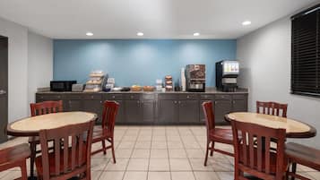 Free daily on-the-go breakfast