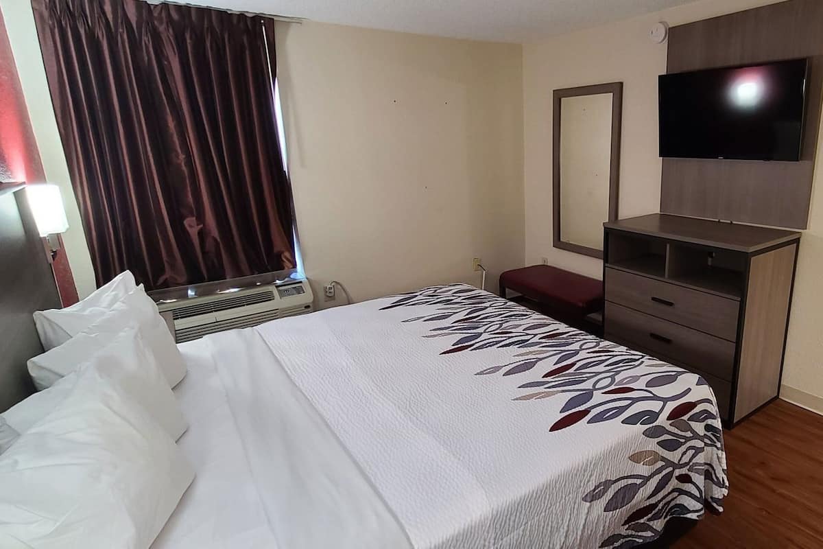 Schreibtisch, Bügeleisen/Bügelbrett, kostenloses WLAN, Bettwäsche