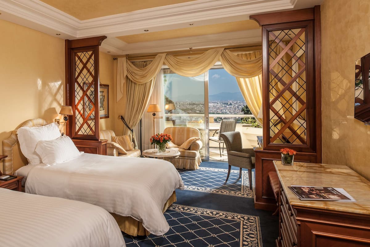 Deluxe Room, 2 Twin Beds, Rome View (Premium Rome View) | Premium bedding, down duvets, minibar, in-room safe
