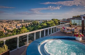 Signature Suite, 1 King Bed (Penthouse Suite, Spa | 客房景觀