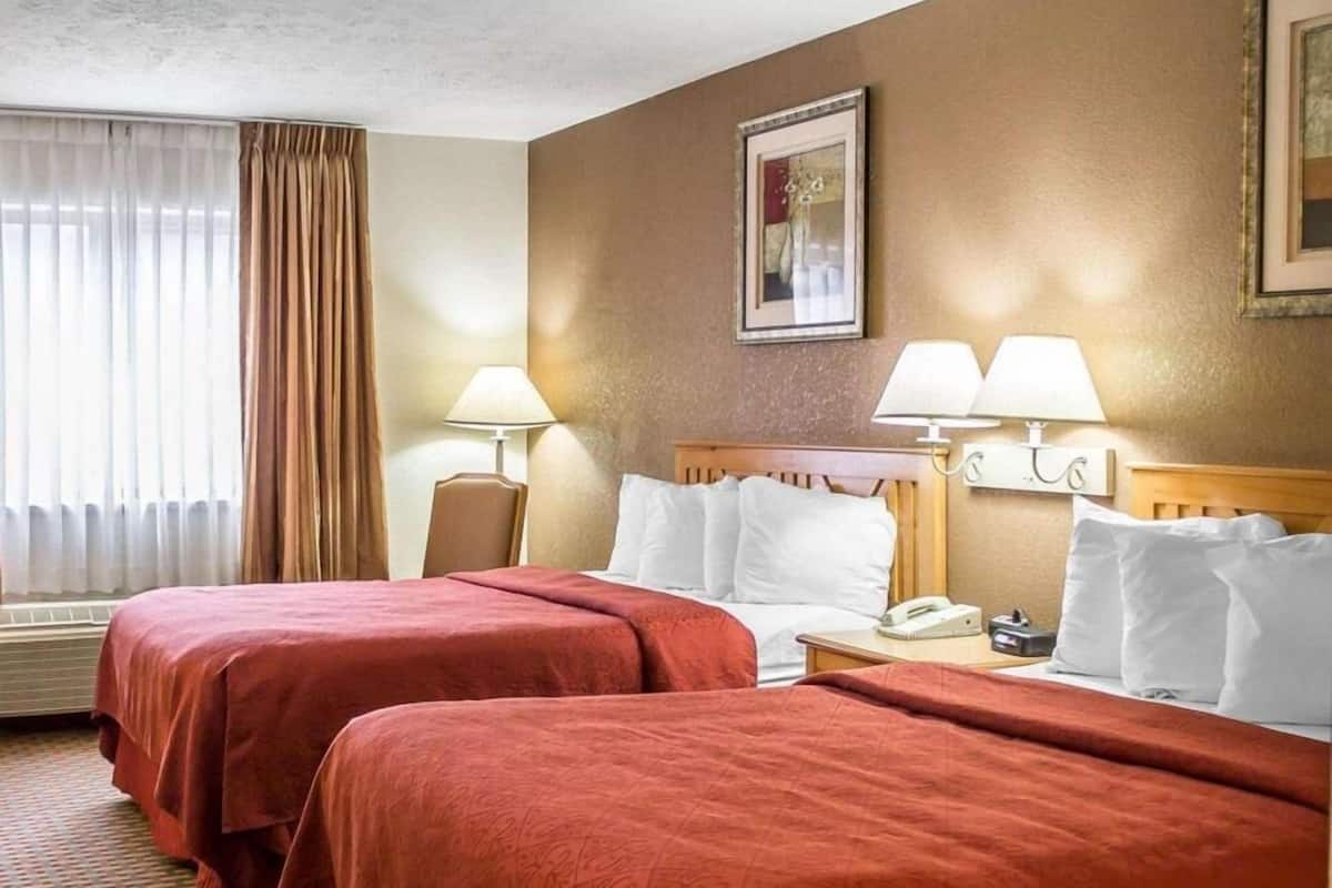 Iron/ironing board, rollaway beds, free WiFi, bed sheets