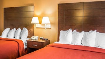Tabla de planchar con plancha, camas extra, wifi gratis y ropa de cama