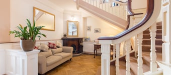 Northfield Hotel