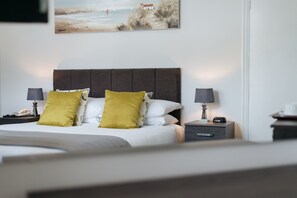 Standard Double Room | Premium bedding, individually decorated, individually furnished, desk