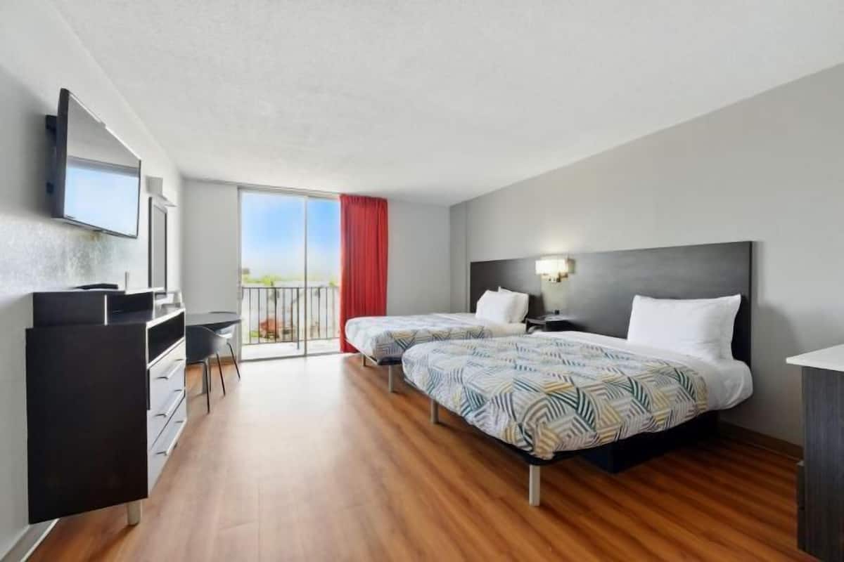 In-room safe, desk, laptop workspace, blackout drapes