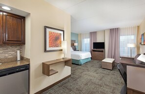1 bedroom, Egyptian cotton sheets, premium bedding, desk