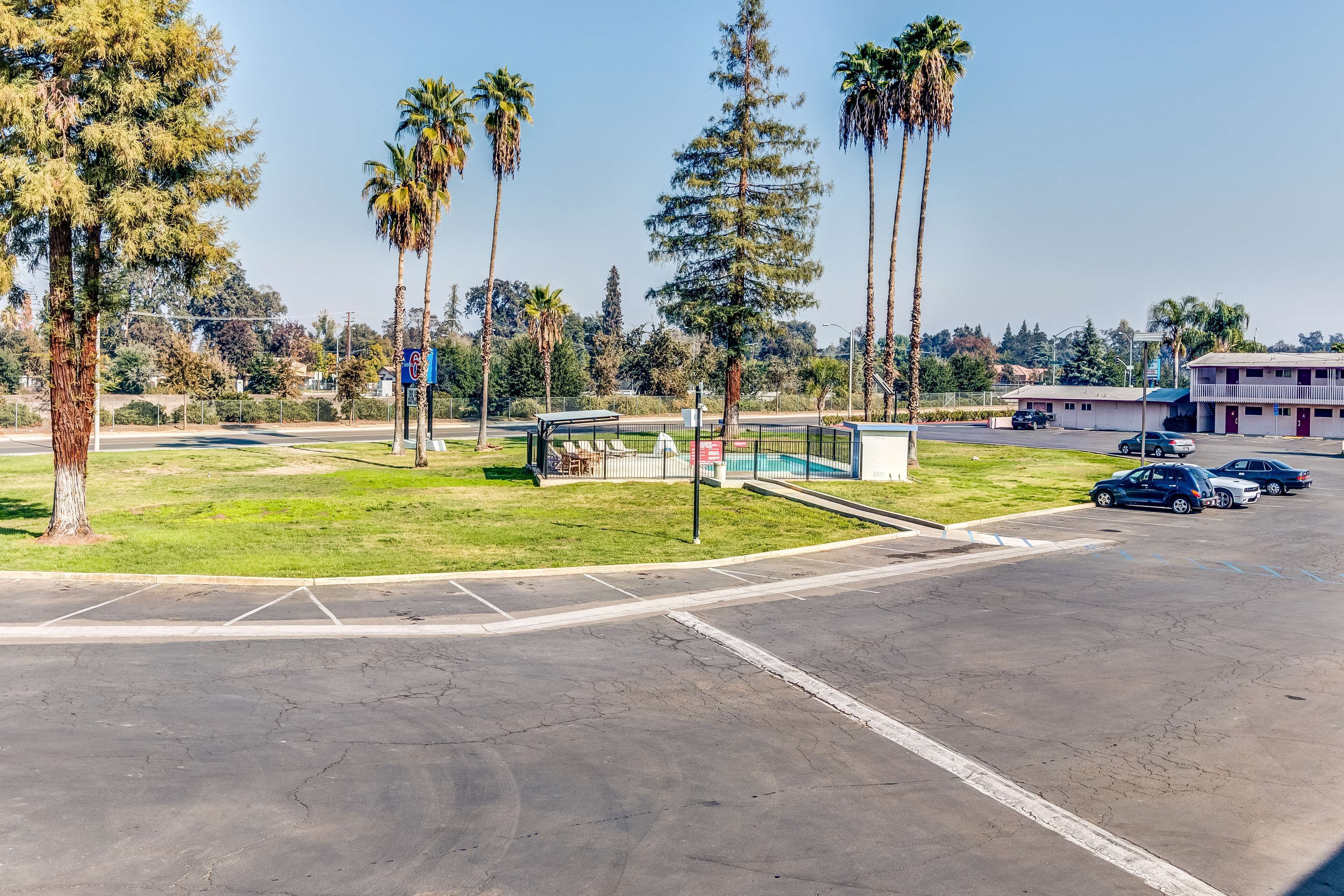 Photo - Motel 6-Visalia, CA