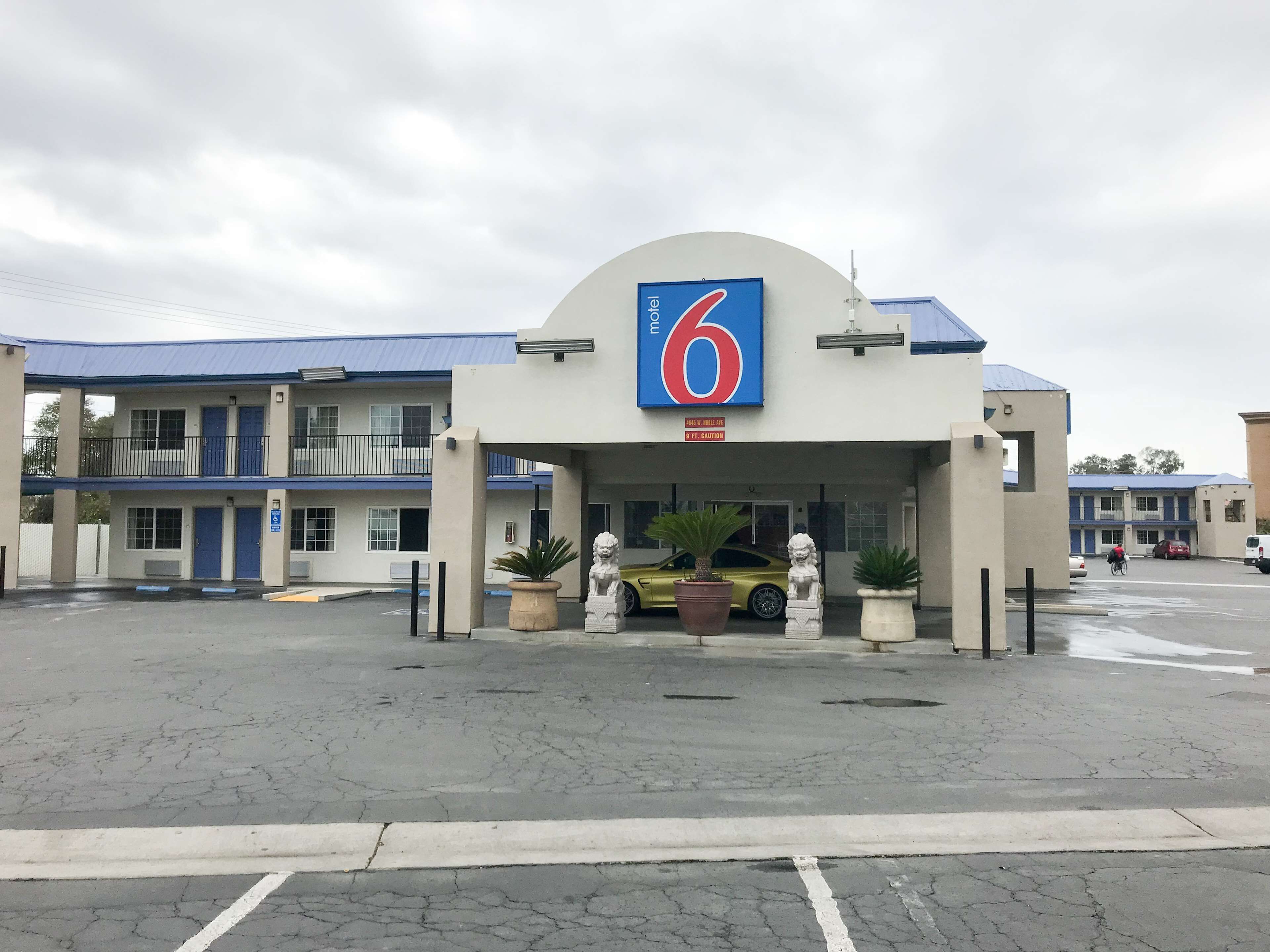 Photo - Motel 6-Visalia, CA
