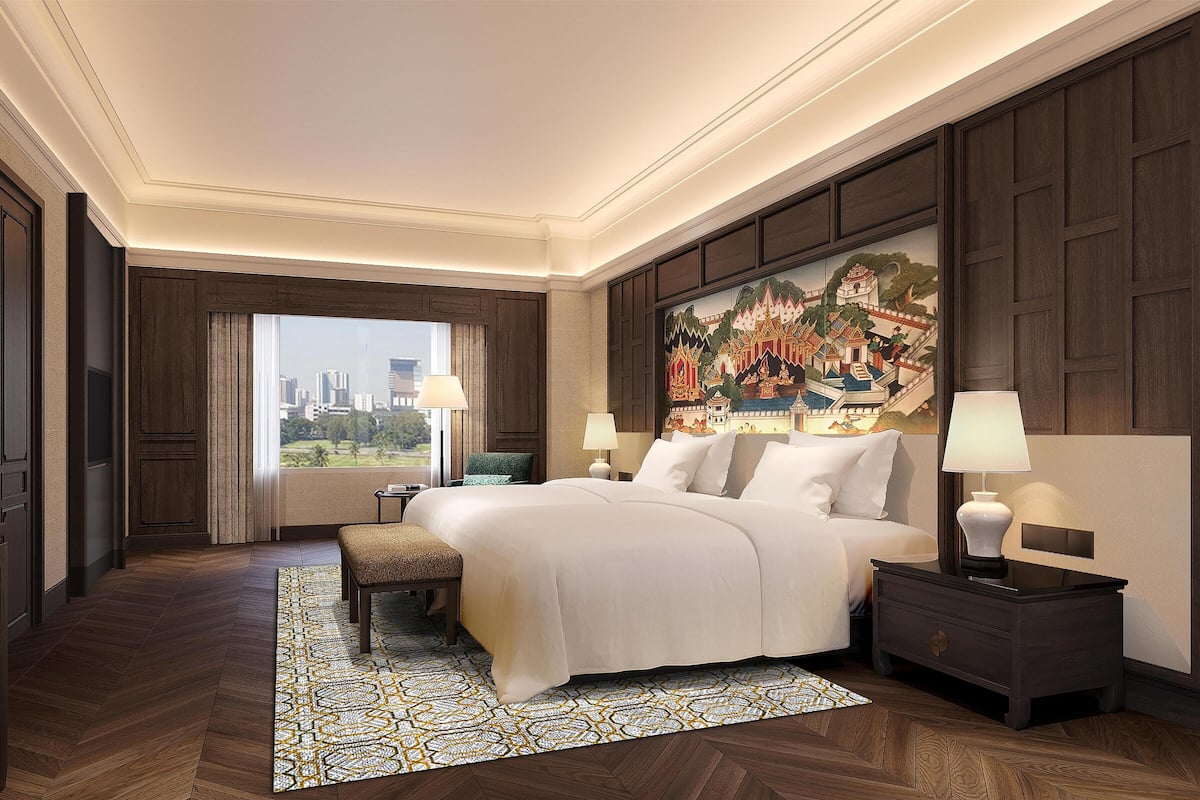 Premium bedding, down comforters, minibar, in-room safe