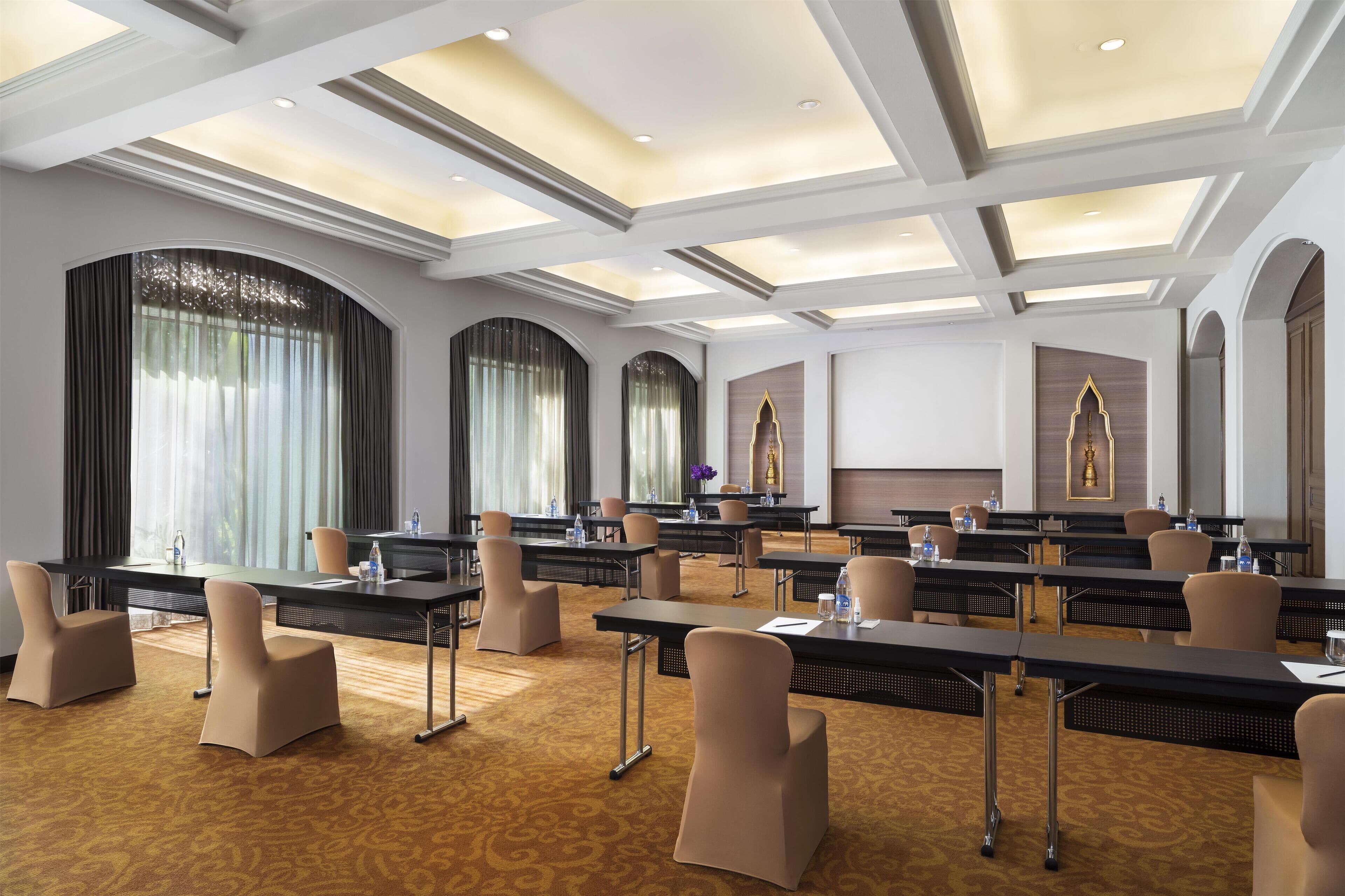 Photo - Anantara Siam Bangkok Hotel