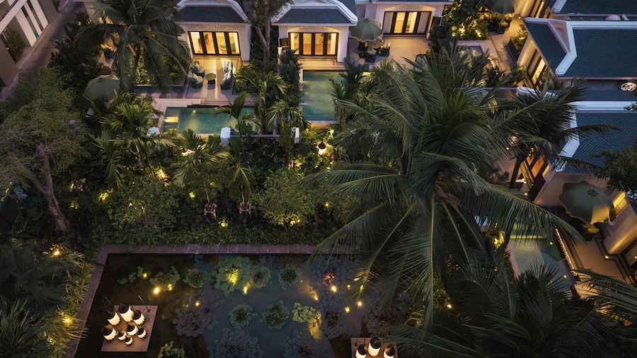 Anantara Siam Bangkok Hotel