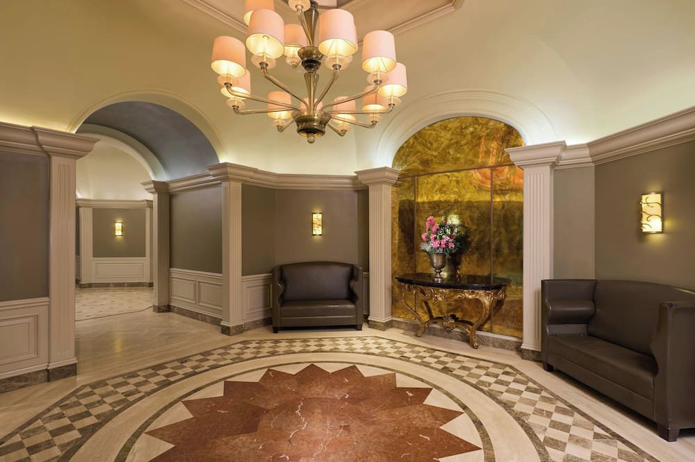 Houston Grand Hotel - River Oaks