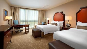 Egyptian cotton sheets, premium bedding, minibar, in-room safe