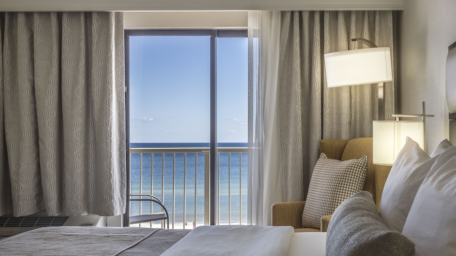 Sleep Inn On The Beach