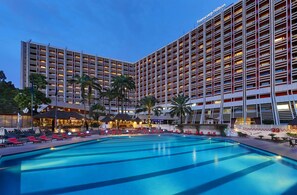 泳池