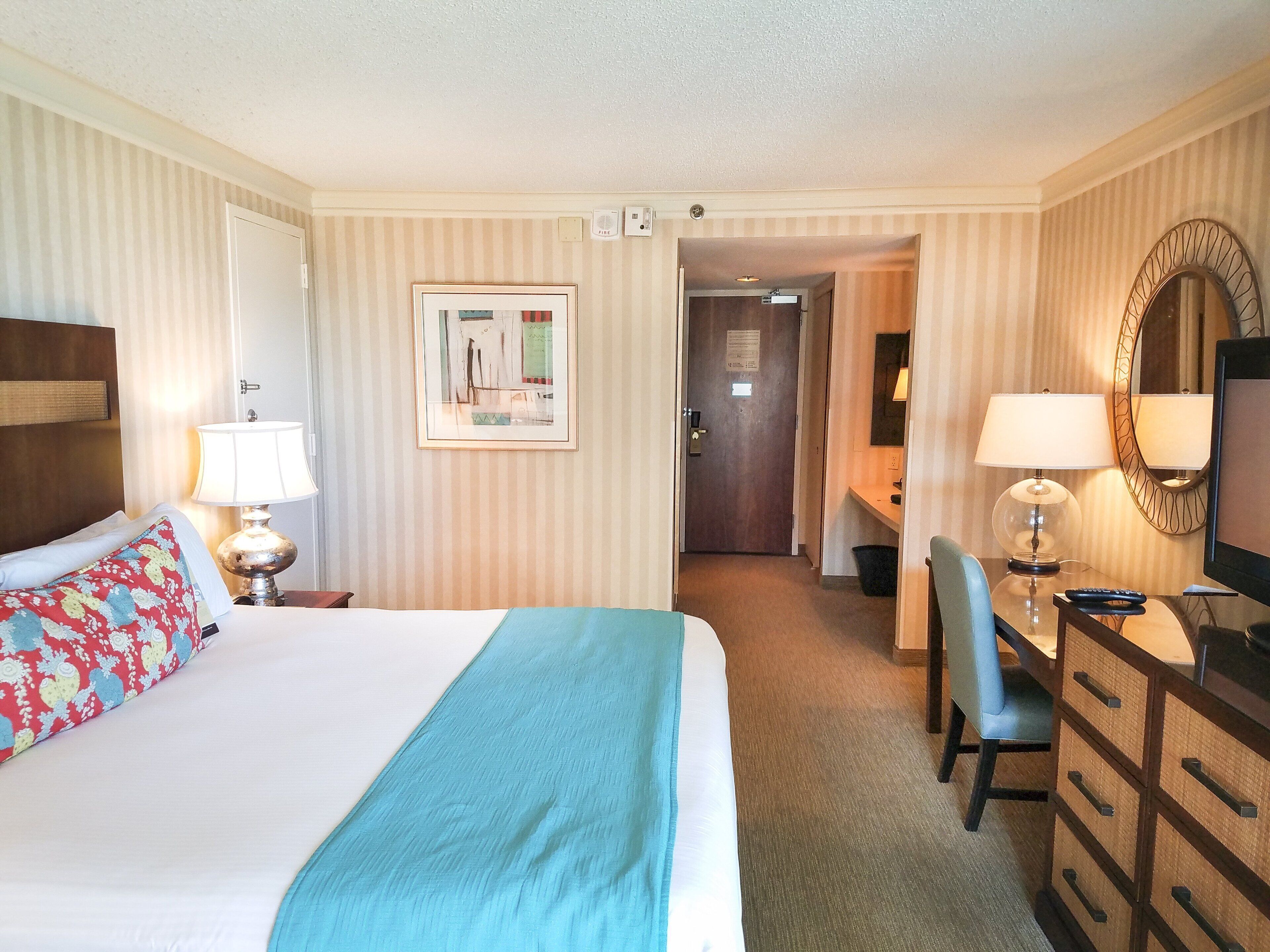 Egyptian cotton sheets, premium bedding, down comforters, in-room safe