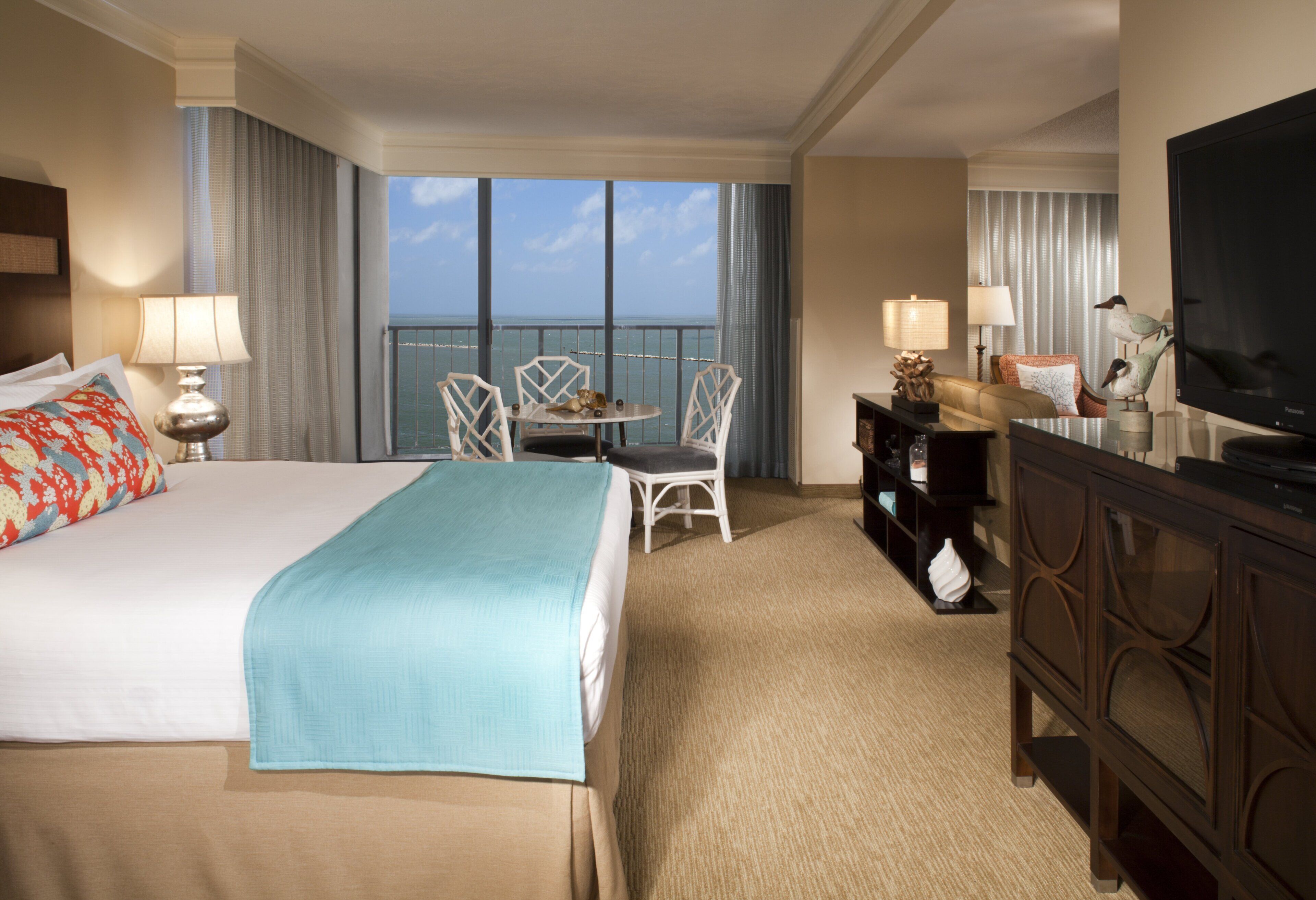 Omni Corpus Christi Hotel in Corpus Christi Find Hotel Reviews, Rooms