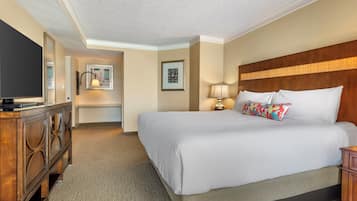 Egyptian cotton sheets, premium bedding, down duvets, in-room safe