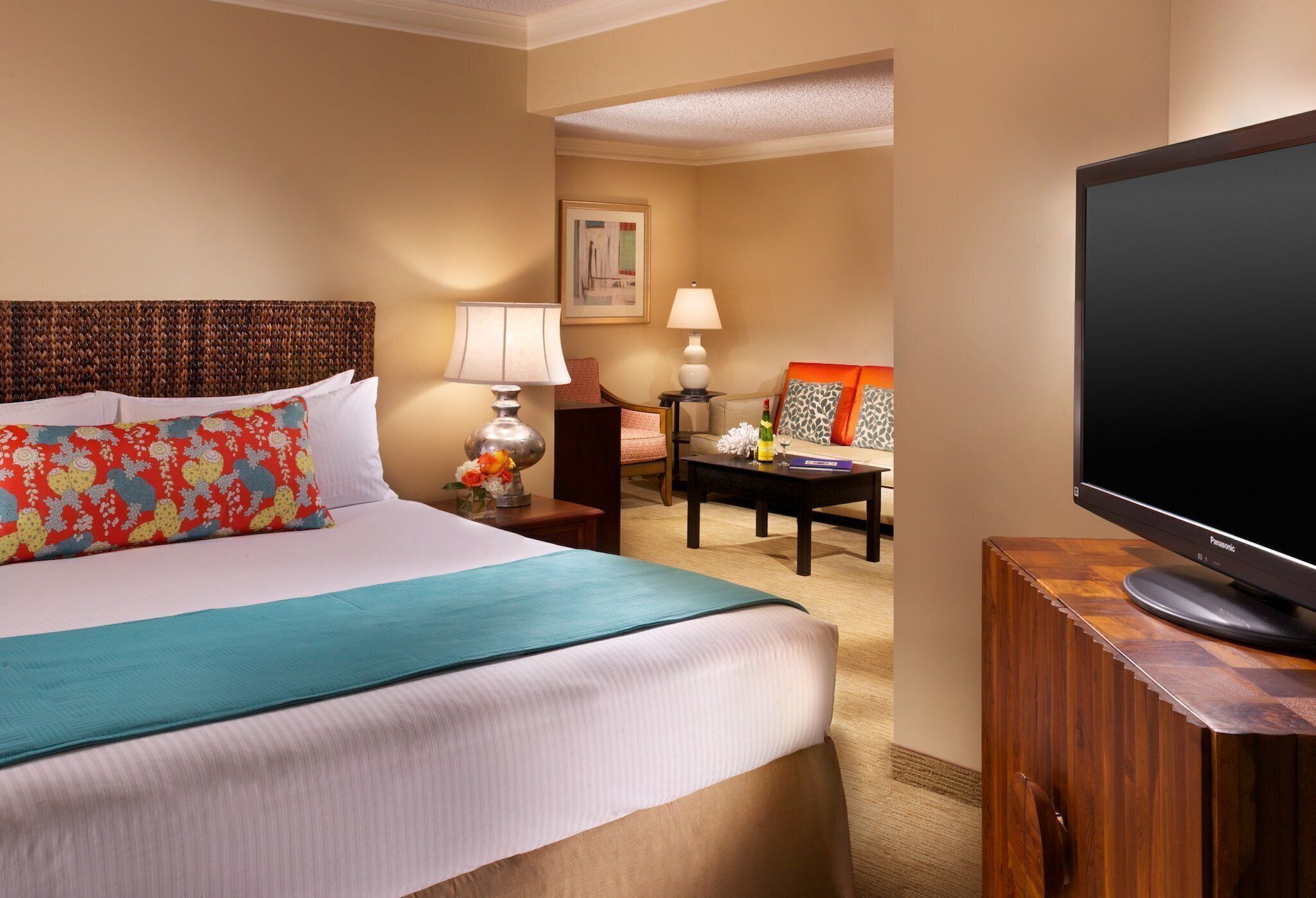 Egyptian cotton sheets, premium bedding, down comforters, in-room safe