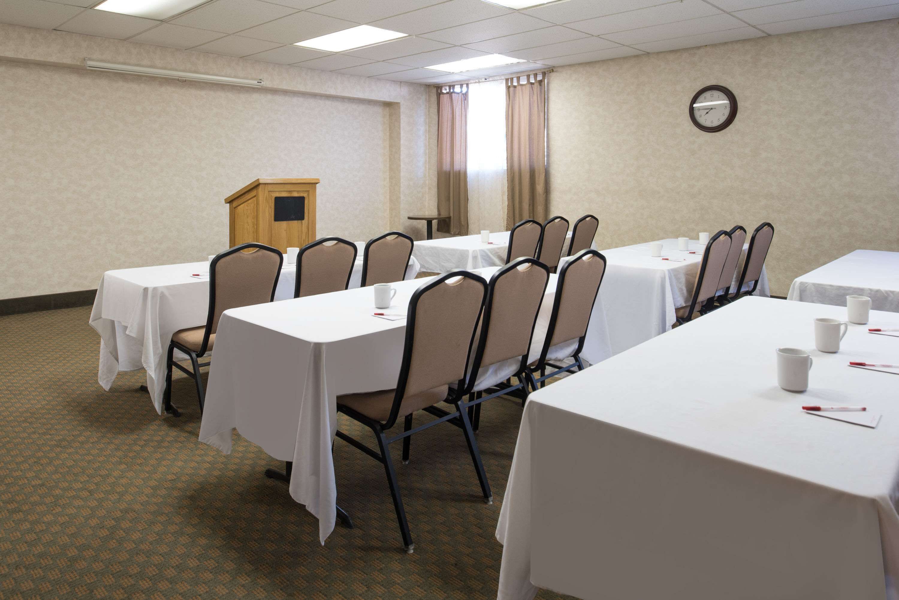 Foto - Ramada by Wyndham Downtown Spokane