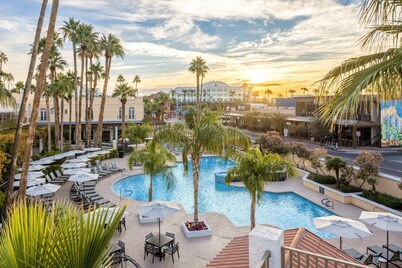 Crowne Plaza Phoenix - Chandler Golf Resort by IHG