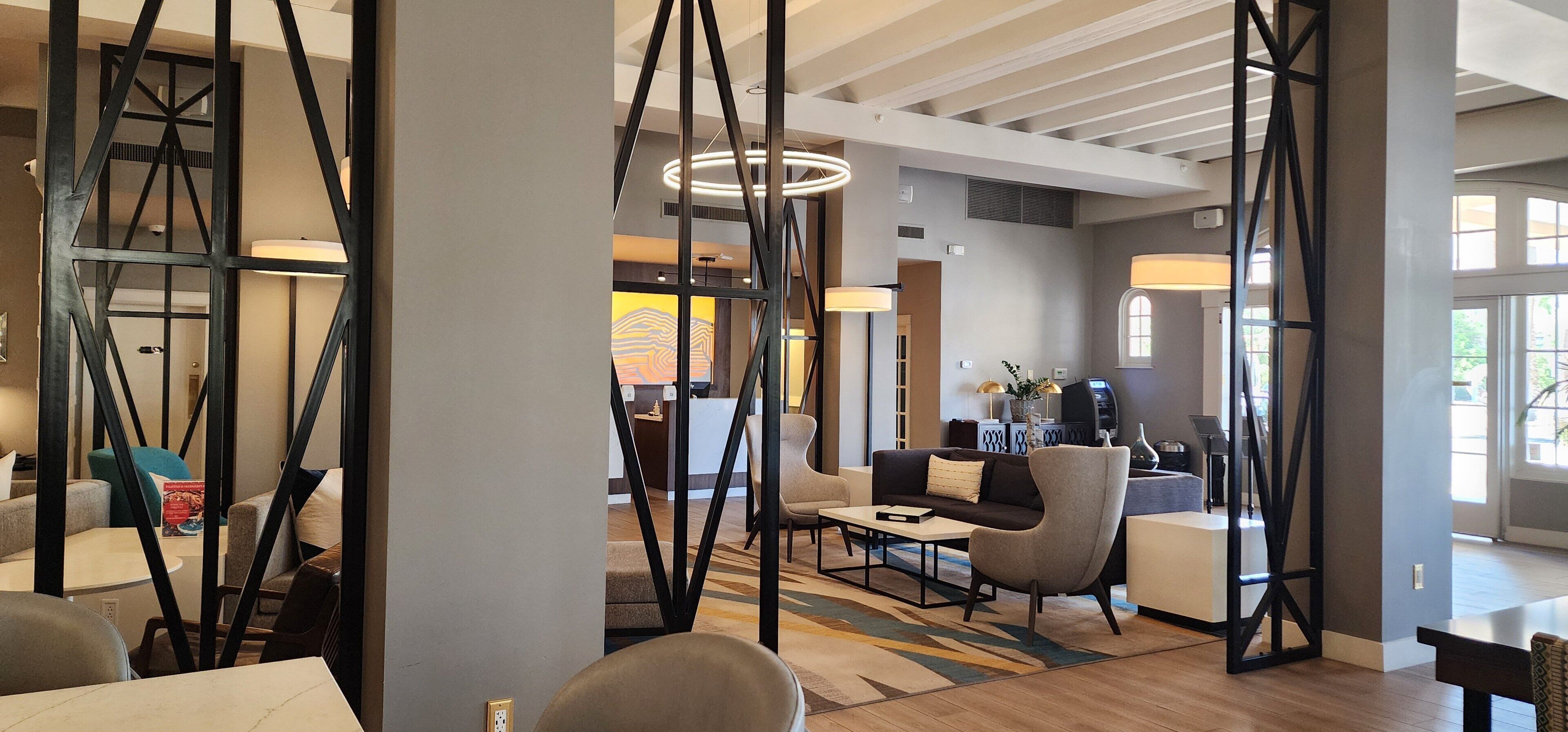 Photo - Crowne Plaza Phoenix - Chandler Golf Resort by IHG