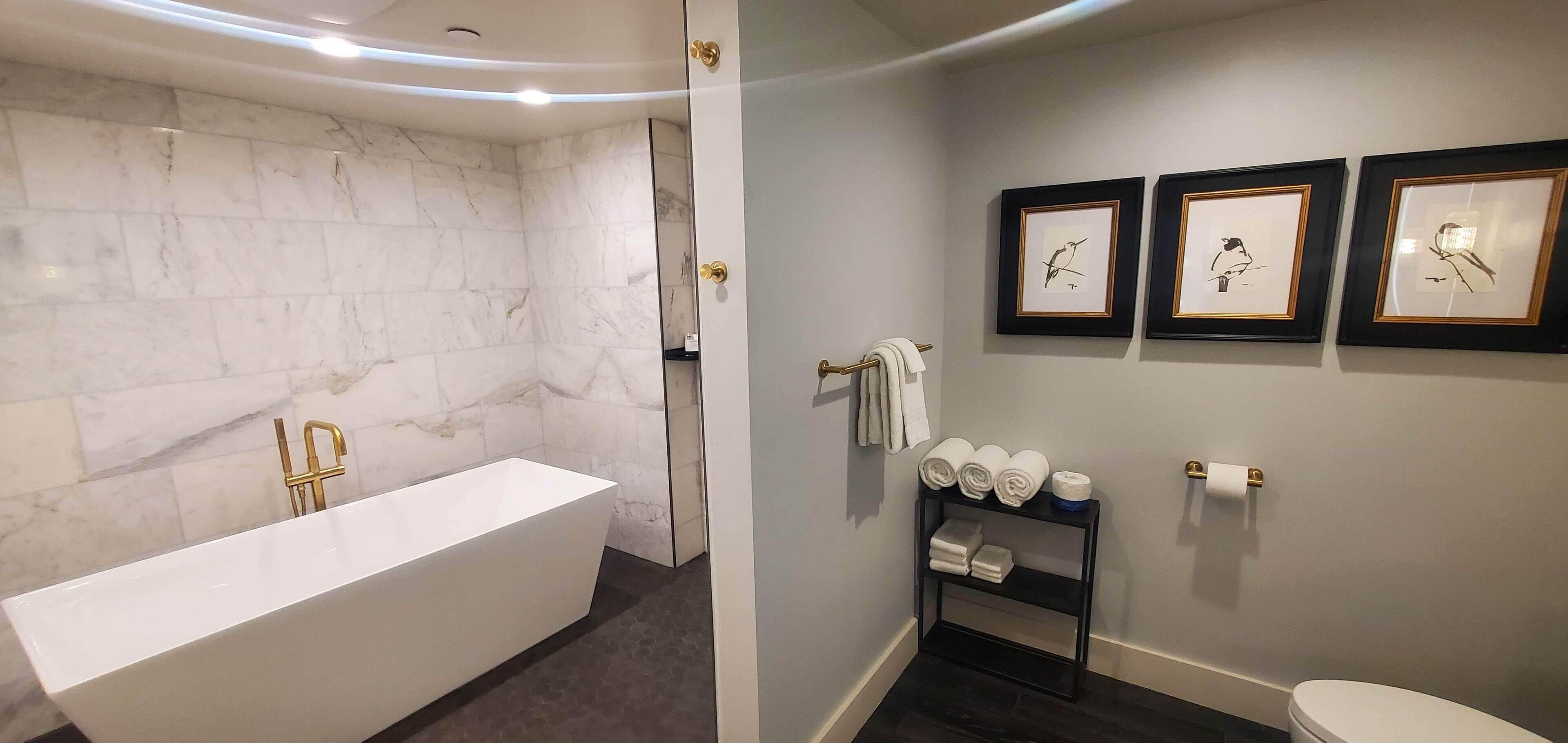 Photo - Crowne Plaza Phoenix - Chandler Golf Resort by IHG