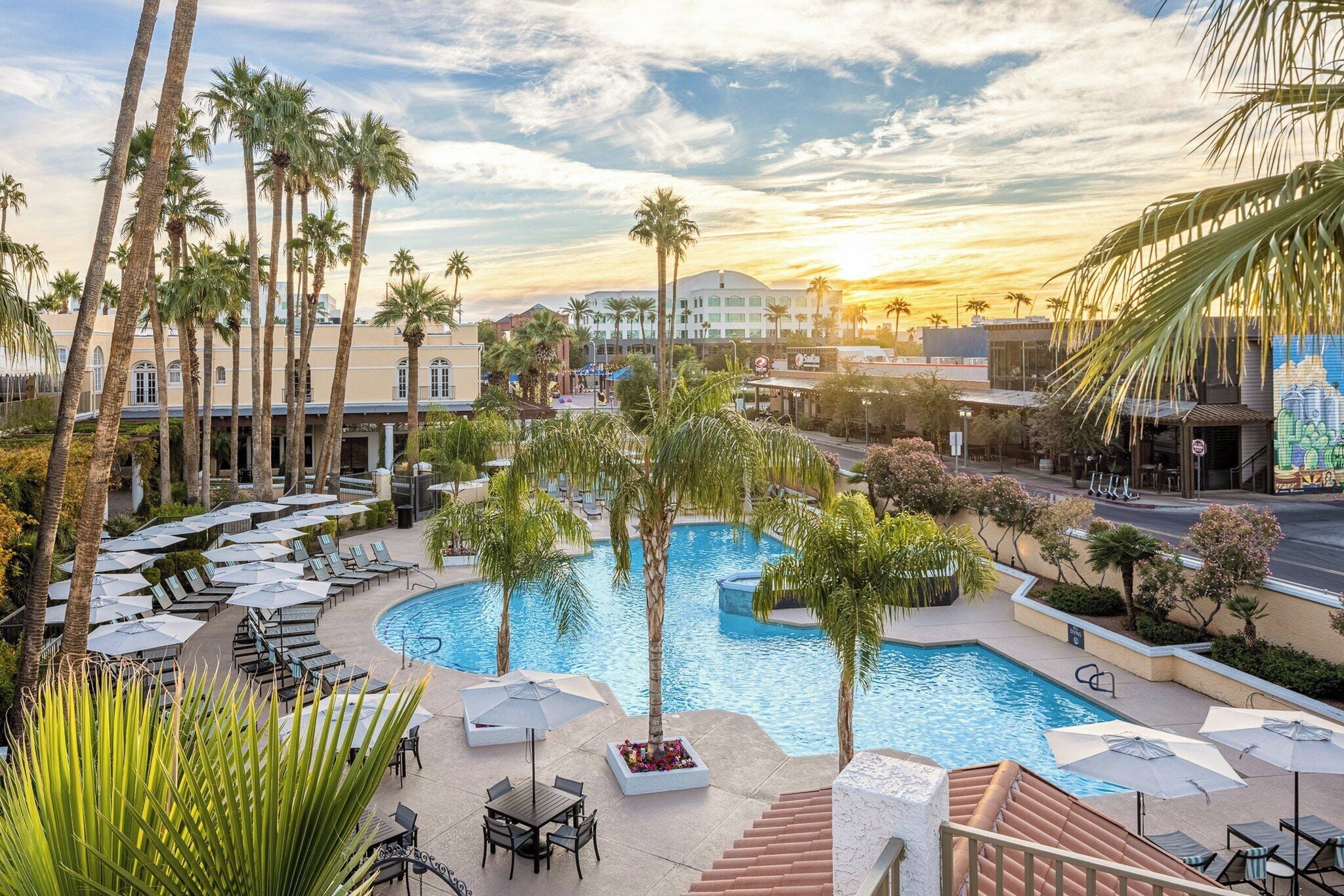 Photo - Crowne Plaza Phoenix - Chandler Golf Resort by IHG