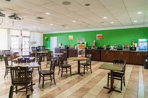 包含每日欧式早餐