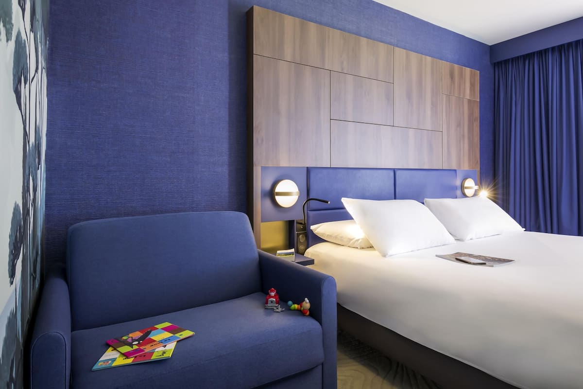 Privilege, Zimmer, 1 Doppelbett und Schlafsofa, Balkon, Gartenblick