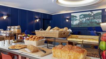 Daily buffet breakfast (EUR 20 per person)