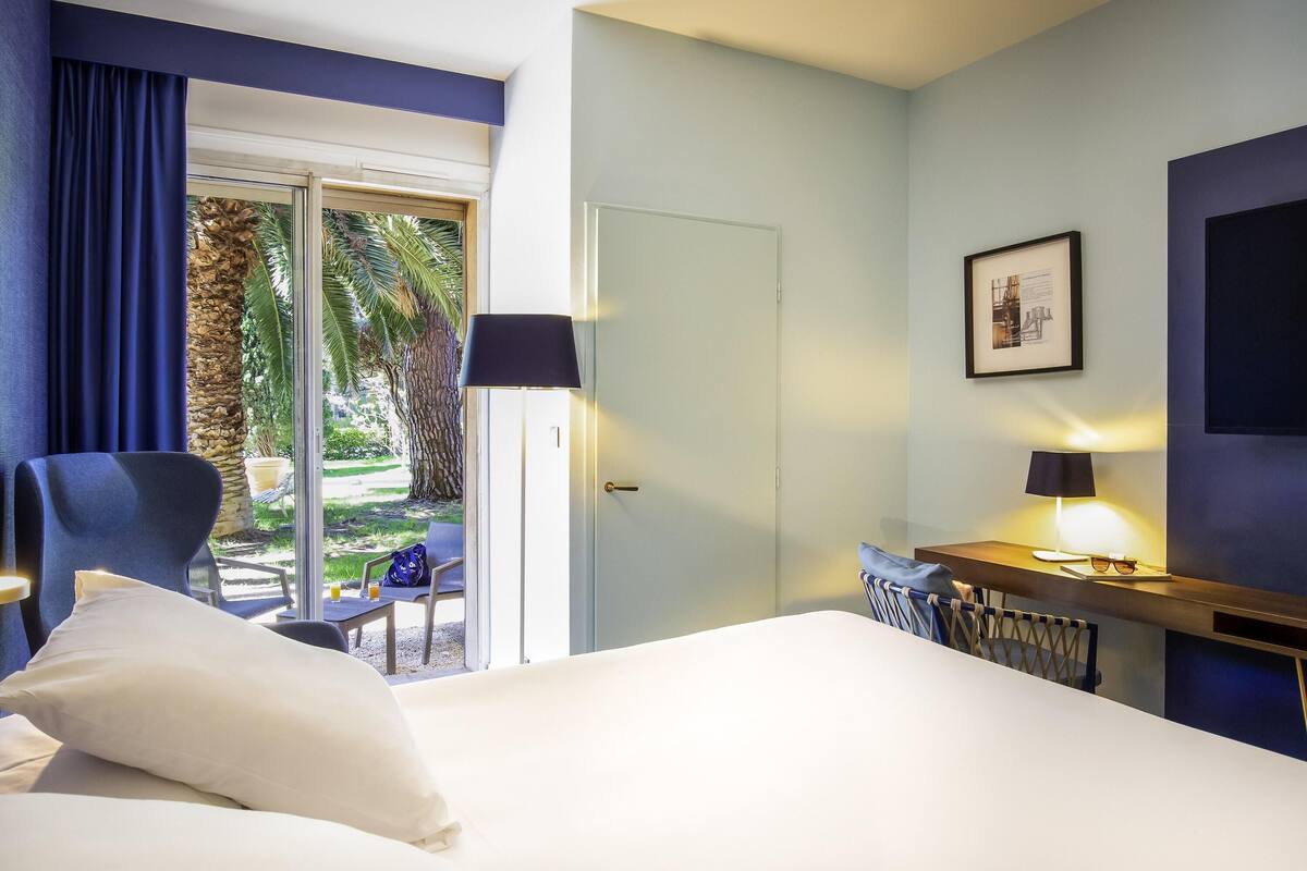 1 slaapkamer, luxe beddengoed, een kluis op de kamer