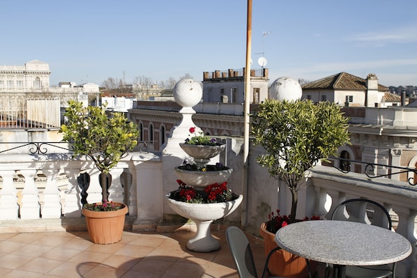 Terassi/patio