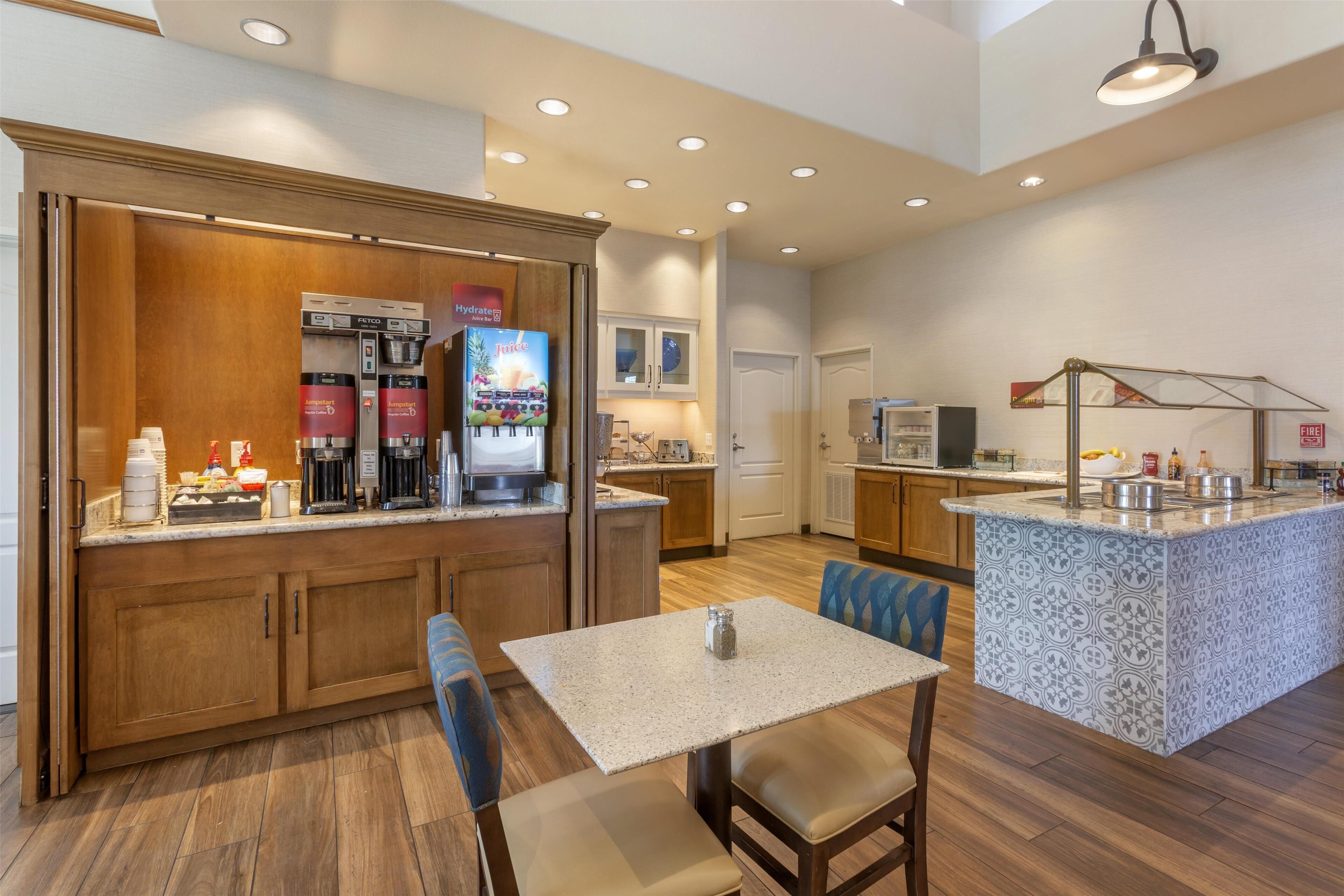 free daily full breakfast