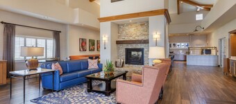 Best Western Plus A Wayfarer's Inn And Suites