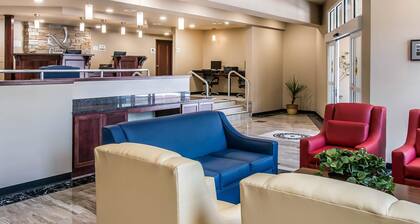 Quality Inn & Suites Houghton Downtown